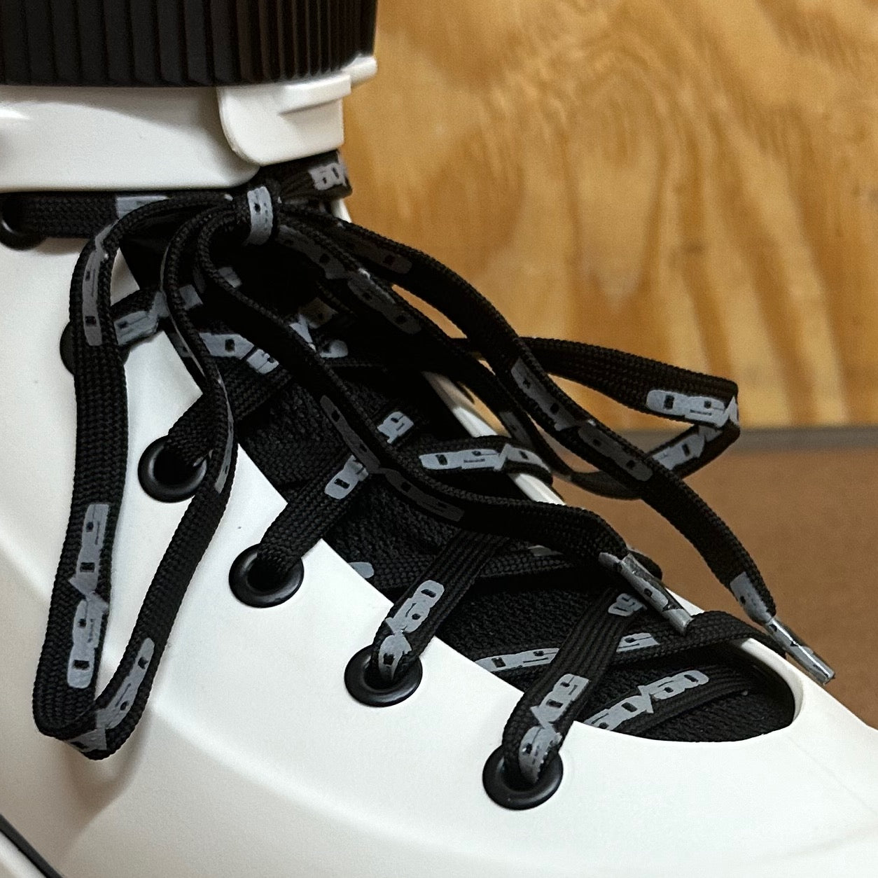 50/50 Laces