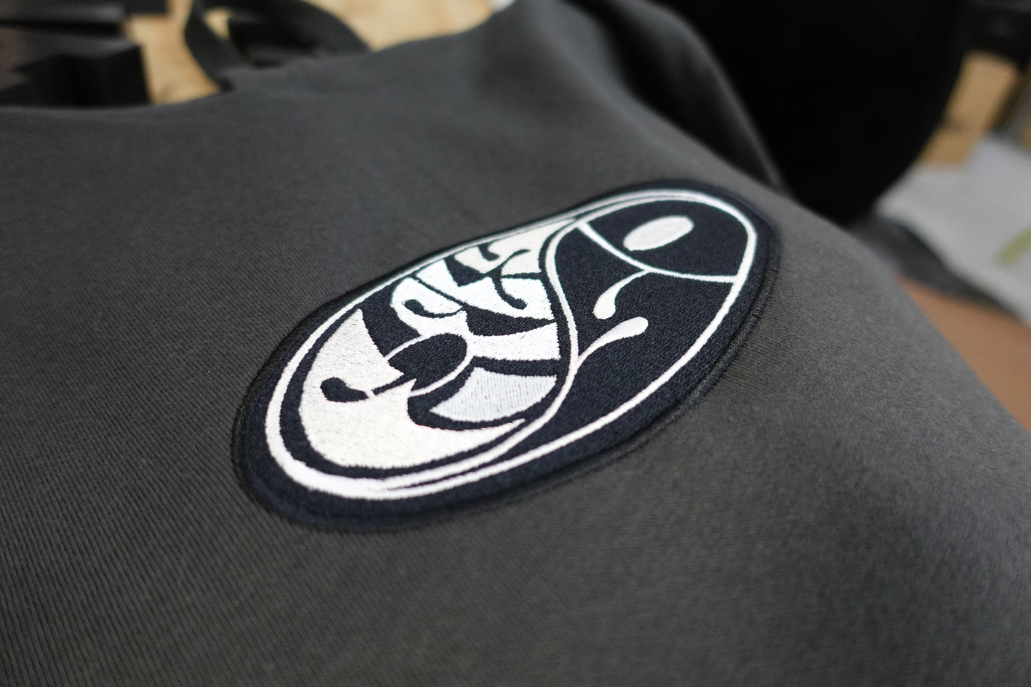 Balance Logo Embroidered Hoodie Black